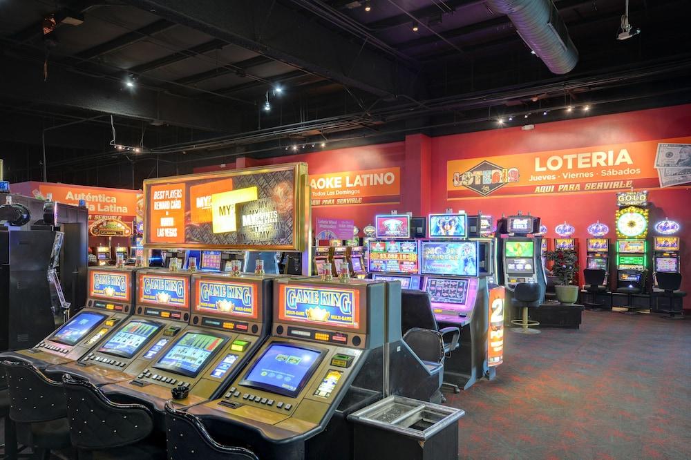 לאס וגאס Lucky Club Casino & Hotel מראה חיצוני תמונה